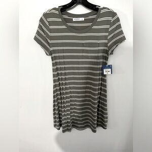 NWT ARIZONA SHORT SLEEVE TEE DRESS SIZE SM